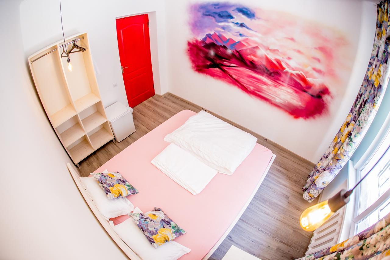West Point Soul Hostel Almaty Extérieur photo