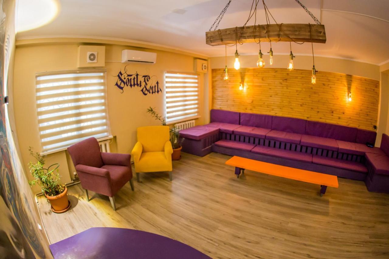 West Point Soul Hostel Almaty Extérieur photo